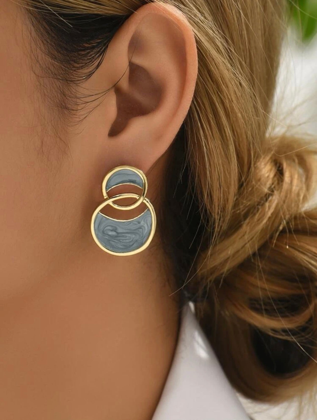 Round Stud Earrings